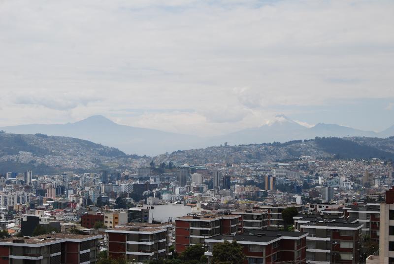 Citimed Hotel Quito Exterior photo